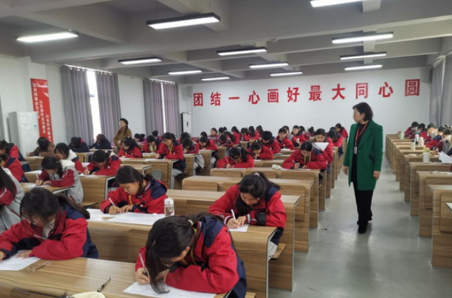 我校2023年春季自考助學終結性考核順利完成