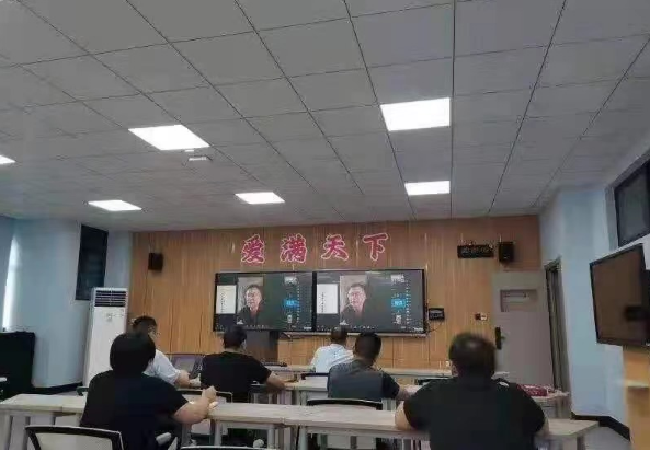 我校召開防御臺風“煙花”工作會議