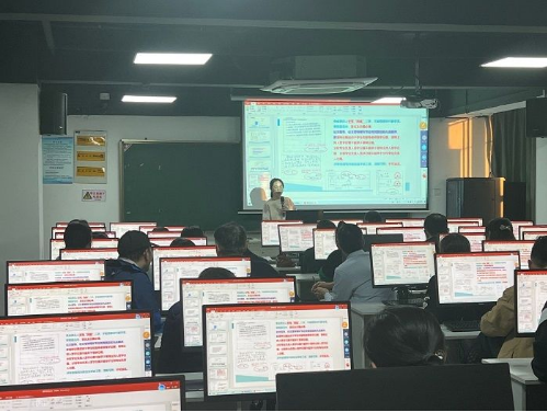 馬鞍山開放大學（網絡教育部）開展實踐環節指導教師培訓會