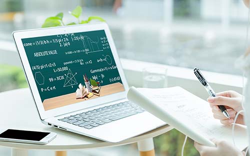 自考考多少門？