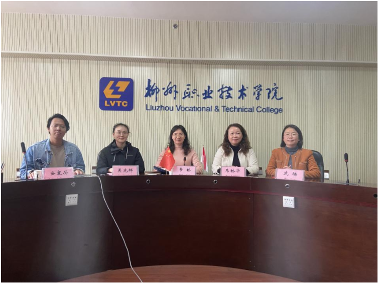 柳工-柳職院印尼國際工匠學院首屆“柳工訂單班”正式開班 柳工-柳職院印尼國際工匠學院首屆“柳工訂單班”正式開班