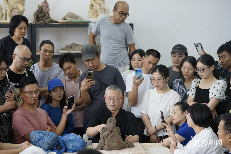 “景德鎮手工制瓷技藝”傳承人研修班圓滿結業——賦能非遺傳承創新