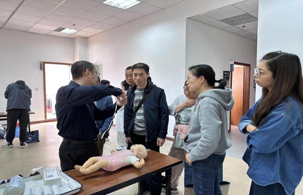 溫醫大成功舉辦首期中小學教師常用急救技能培訓班