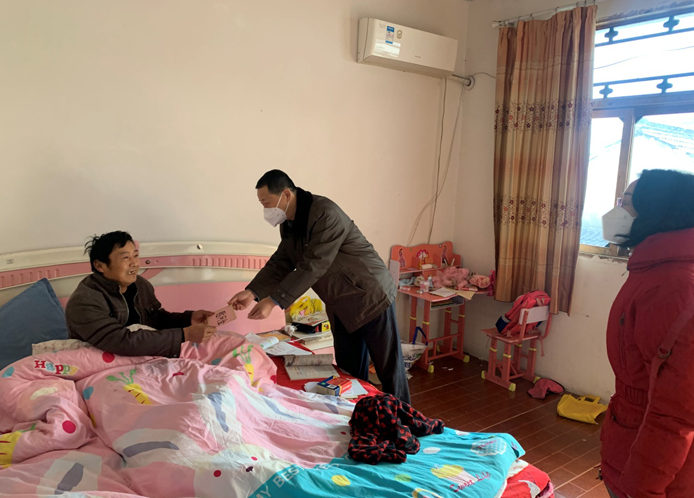 黃山開放大學赴文祥村開展春節慰問 黃山開放大學赴文祥村開展春節慰問