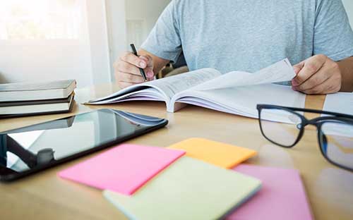 多少歲才可以報考成人高考嗎？