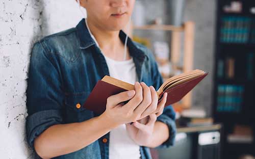 女生成人高考推薦考什么專業? 女生成人高考推薦考什么專業?