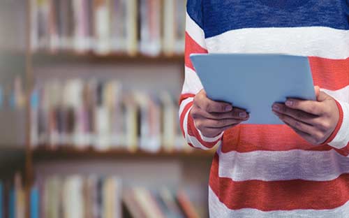 成人高考復習教材是自己買嗎？