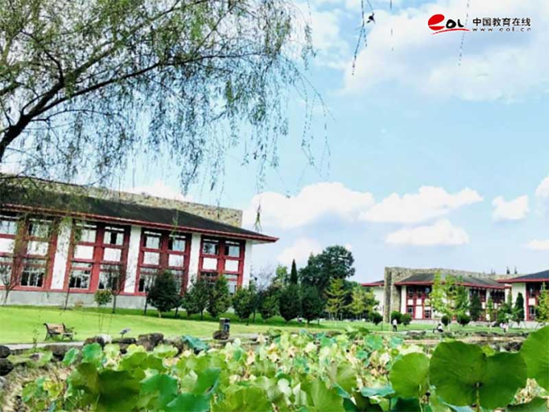 成都東軟學院繼續教育（培訓）學院校園風光