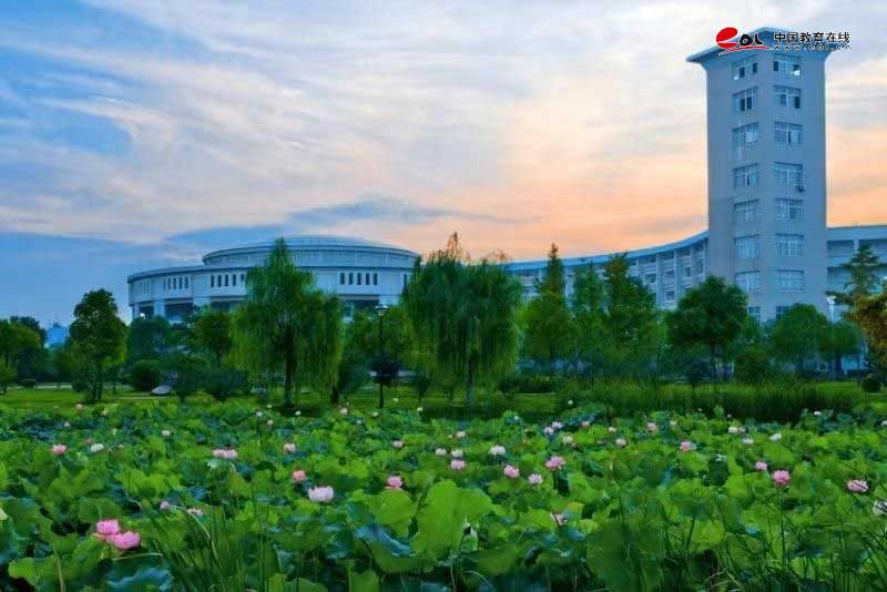 黃岡師范學院繼續教育學院校園風光