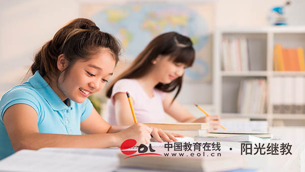 自考畢業證怎么申請？含金量高嗎？