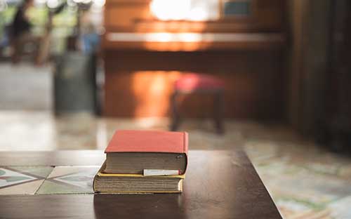 云南成人高考怎么選擇專業比較好？錄取后要到學校上課嗎?