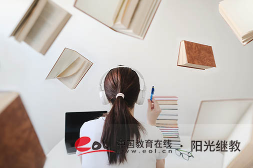 成人高考有哪些課程？條件有哪些？