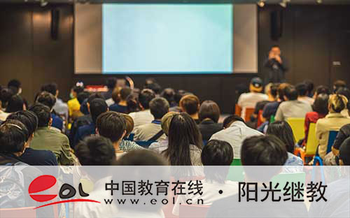 成人高考報名流程是怎么樣的？要滿足哪些要求？