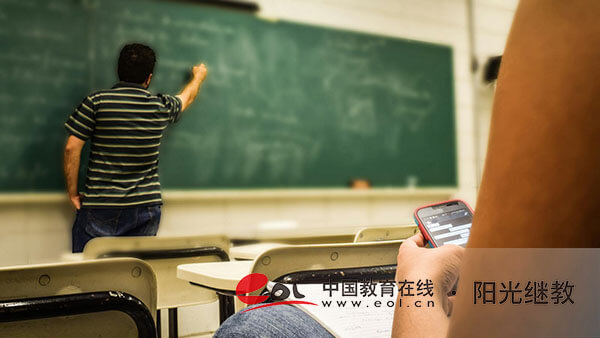 成人高考大專文憑報名方式是什么？遲到可以補考嗎？