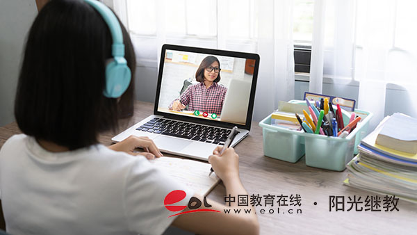 亳州成人高考的報名時間是多久？初中畢業生能不能報名？