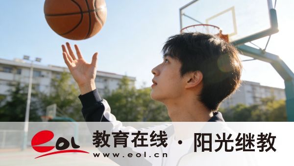 成人高考難不難?近5年通過率告訴你答案 成人高考難不難?近5年通過率告訴你答案