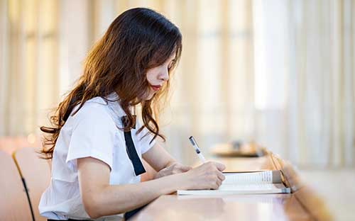 國家開放大學申請獎學金要具備哪些條件？畢業證有沒有用？