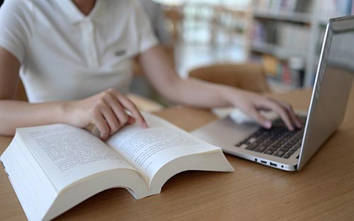 國家開放大學怎么提交作業？成績合格標準是什么？