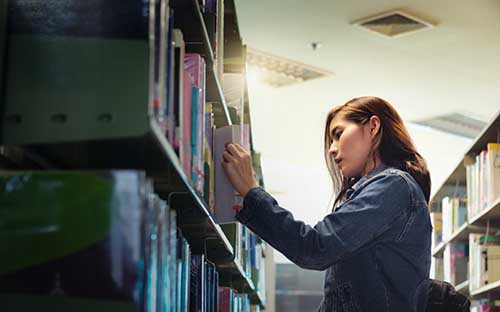 國家開放大學的實踐活動有哪些？要到校上課嗎？