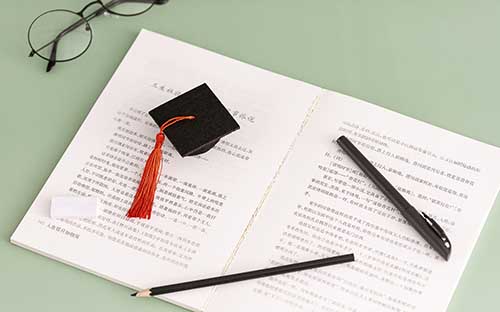 國家開放大學怎么選課？考試難度如何？