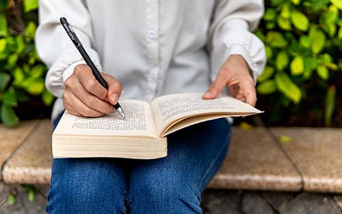 國家開放大學論文可以復制粘貼嗎？完成的難度高嗎？