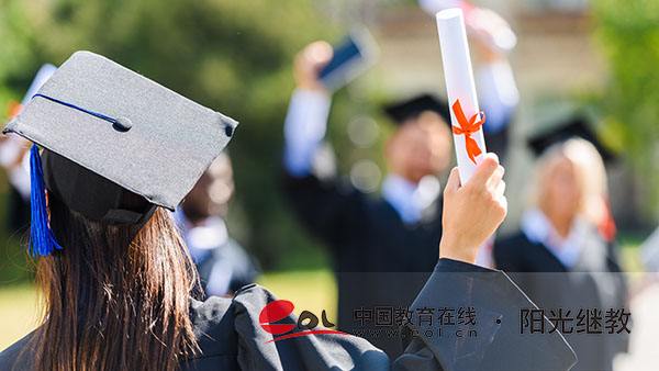 國家開放大學是怎么收費的？開學時間是多久？