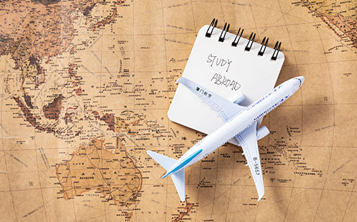 浙江紡織品設計留學培訓費用多少 紡織品設計留學院校推薦