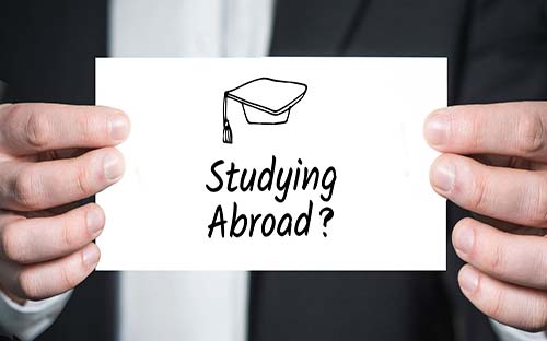 建筑學出國留學容易嗎