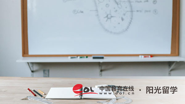 2026英國肯特大學排名QS，留學條件是什么