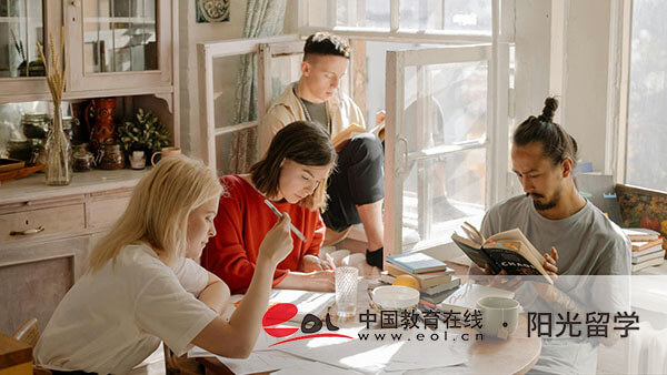 馬來西亞平面/視覺傳達設計專業本科留學費用需要多少錢