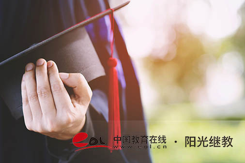 學校小自考什么時候報名？和大自考有什么區別？