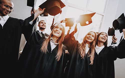 岳陽市自考去哪里咨詢網上報名？可以報培訓班嗎？